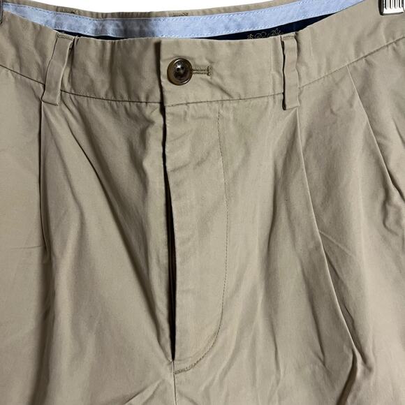 Brooks Brothers Supima Cotton Khaki Tan Pleated Shorts Size 35 - Picture 2 of 7